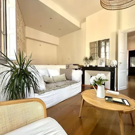 Superbe Duplex Climatise Place St Etienne, Parking Apartamento *