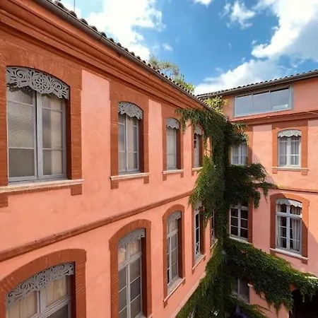Superbe Duplex Climatise Place St Etienne, Parking *